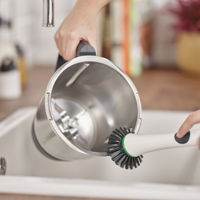 thermomix product brush in action view